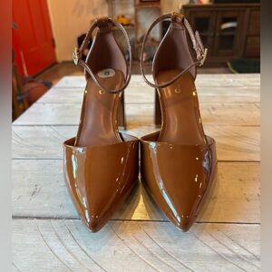 ALDO Jan Brown Patent Ankle Strap Pump - NWOB - Size 8 heels 2 or 3  inch
